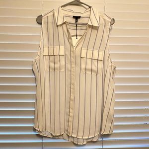 Sleeveless Pinstripe Collared Blouse